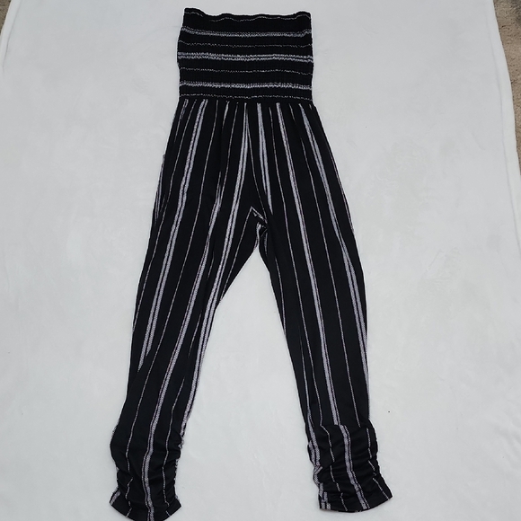 Fashion Nova Black and White Striped Alexandria Jumpsuit M - Picture 4 of 8
